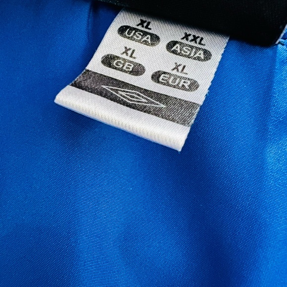 Umbro Royal Blue Jacket with Black Trim - Picture 7 of 8